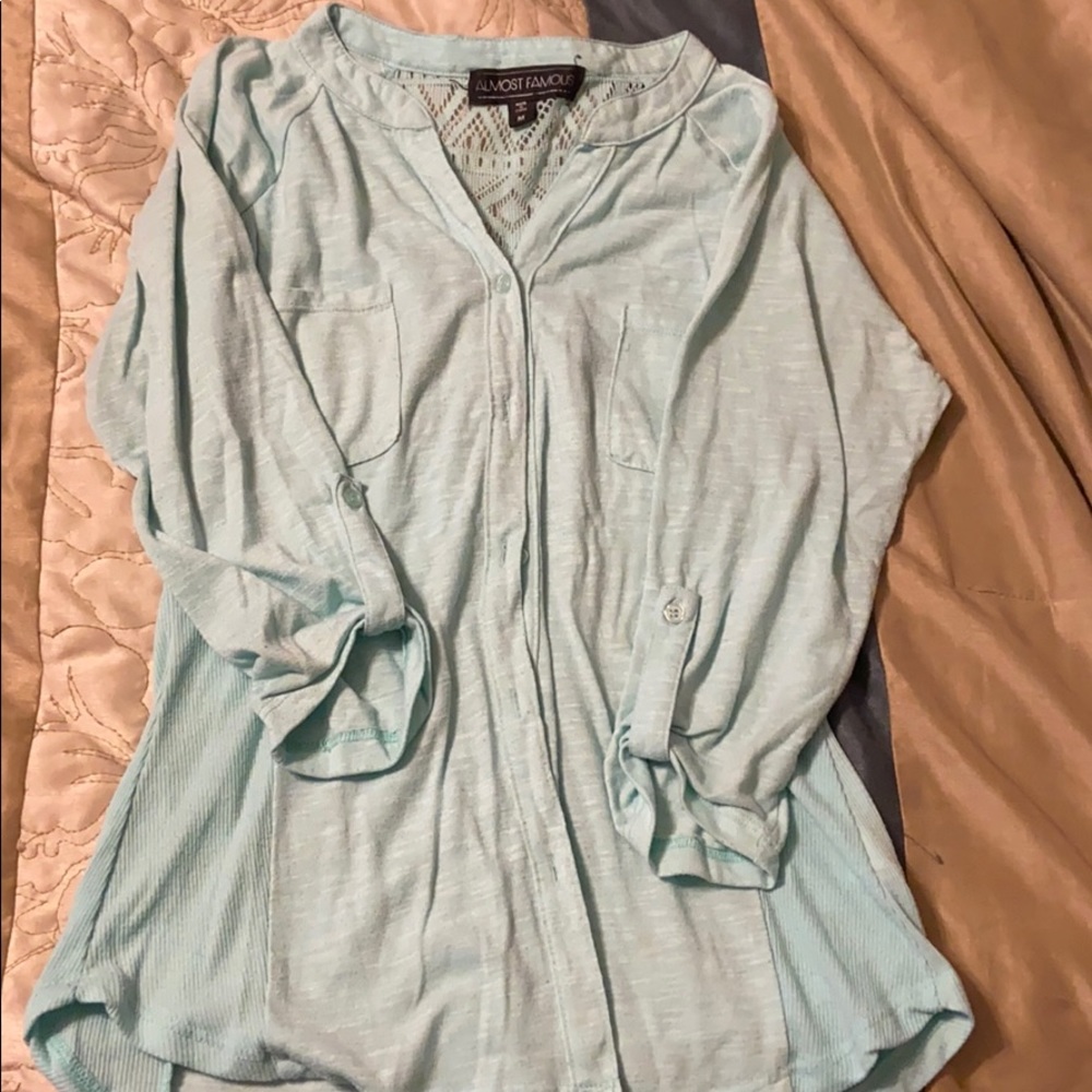 Teal 3/4 sleeve shirt